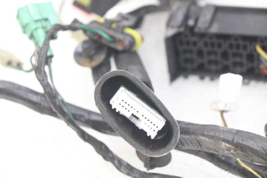 photo de CABLEADO PEUGEOT GEOPOLIS 400 (2007 - 2013) - Otra perspectiva