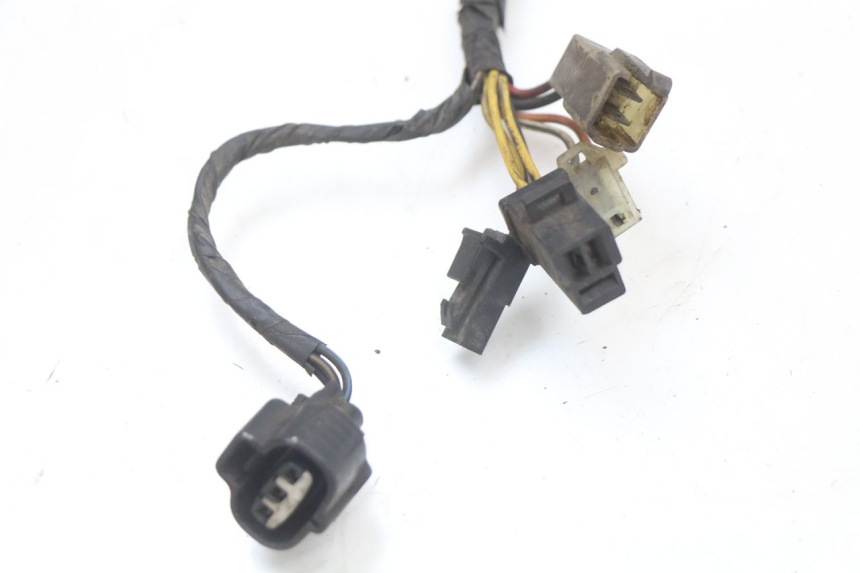 photo de CABLEADO SUZUKI GN 125 (1997 - 2000) - Primer plano técnico