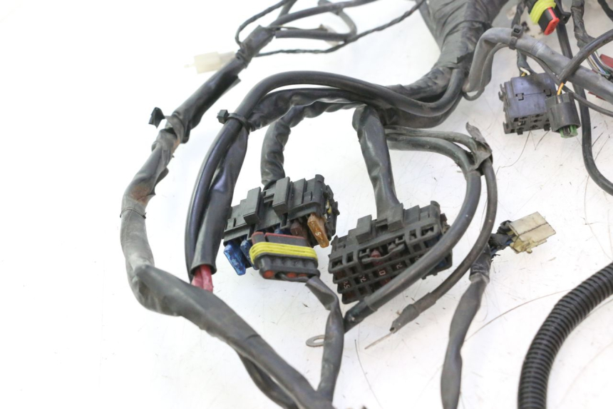 photo de CABLEADO GILERA GP 800 (2007 - 2013) - Primer plano técnico