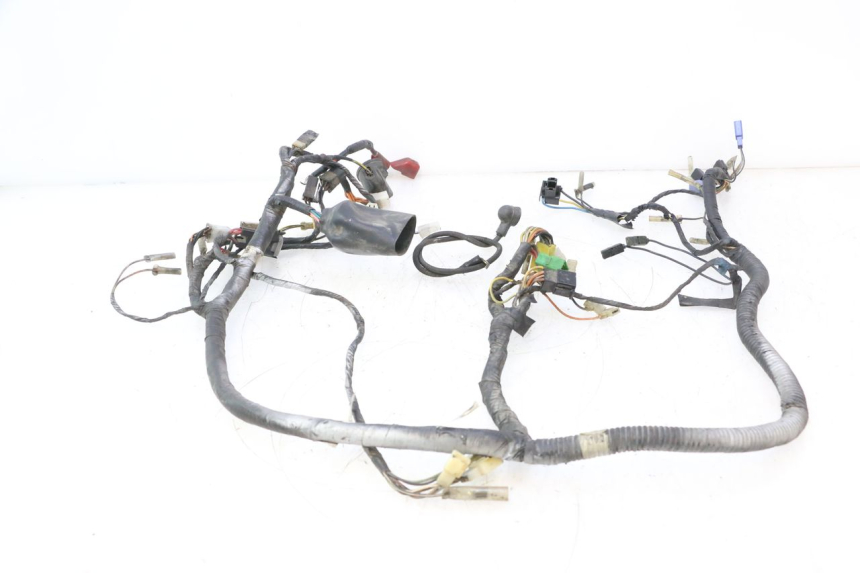 photo de CABLEADO SUZUKI GSX F GSXF 750 (1988 - 1998) - Primer plano técnico
