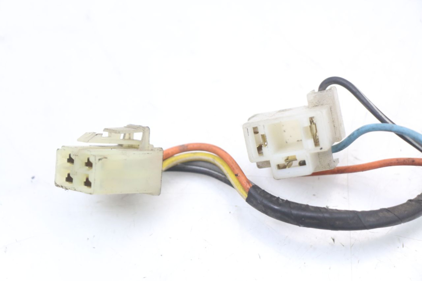 photo de CABLEADO HYOSUNG GTR 125 (2006 - 2008) - Detalles de los puntos de fijación