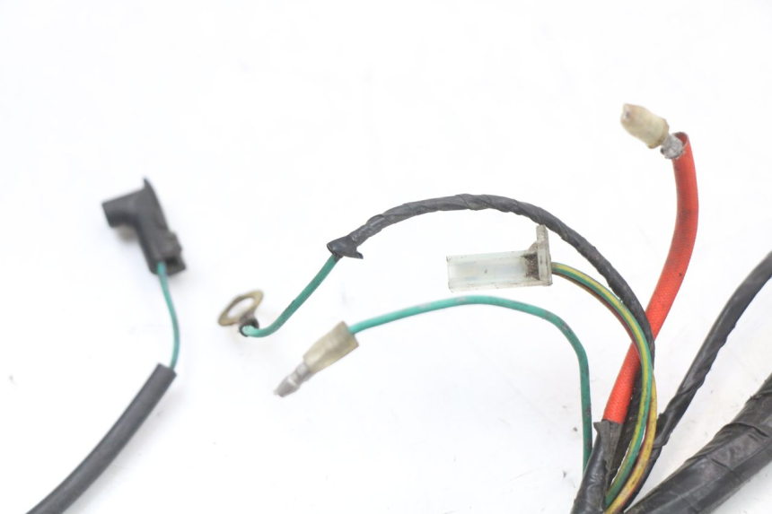 photo de CABLEADO SYM JOYRIDE EVO 125 (2009 - 2016) - Detalles de los puntos de fijación