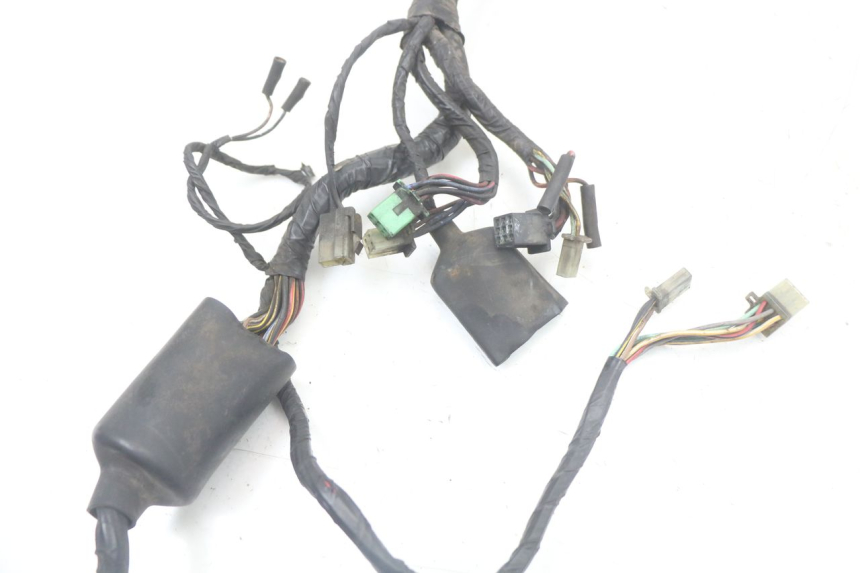 photo de CABLEADO KAWASAKI GTR 1000 (1994 - 2004) - Primer plano técnico