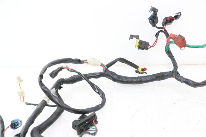 photo de CABLEADO PEUGEOT KISBEE 2T 50 (2018 - 2022) - Primer plano técnico