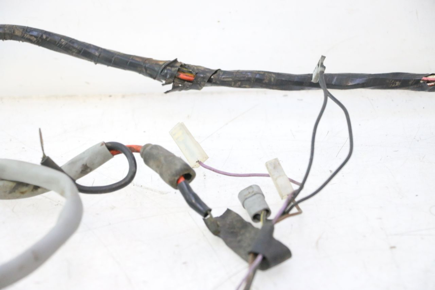 photo de CABLEADO PIAGGIO LIBERTY 50 (1998 - 2003) - Zoom sobre los componentes