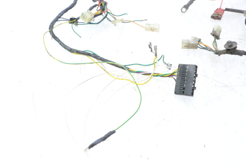 photo de CABLEADO PEUGEOT LUDIX 50 (2005 - 2007) - Enfoque en la estructura