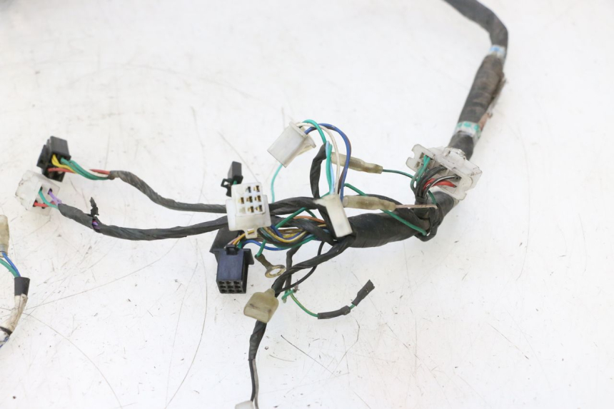 photo de CABLEADO SYM MIO 50 (2005 - 2010) - Zoom sobre los componentes