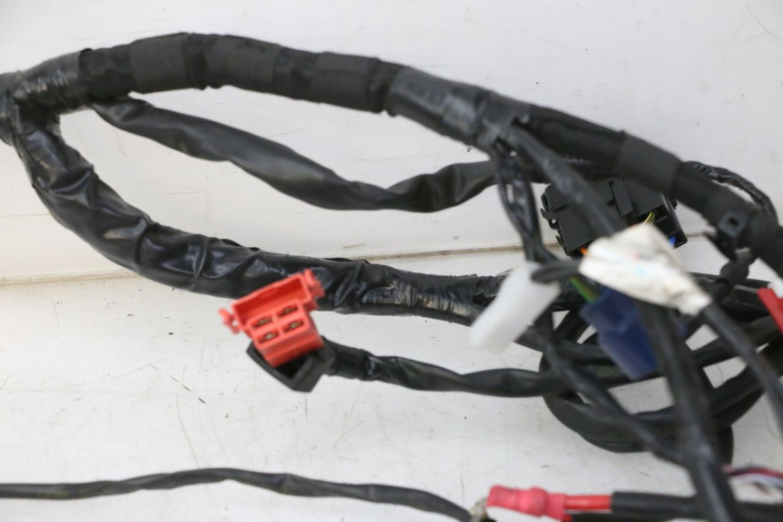 photo de CABLEADO PIAGGIO MP3 HPE 310 (2024 - 2025) - Marcados y referencias originales