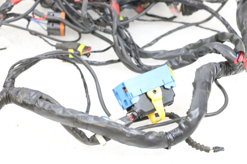 photo de CABLEADO PIAGGIO MP3 HPE 350 (2018 - 2020) - Zoom estado de uso