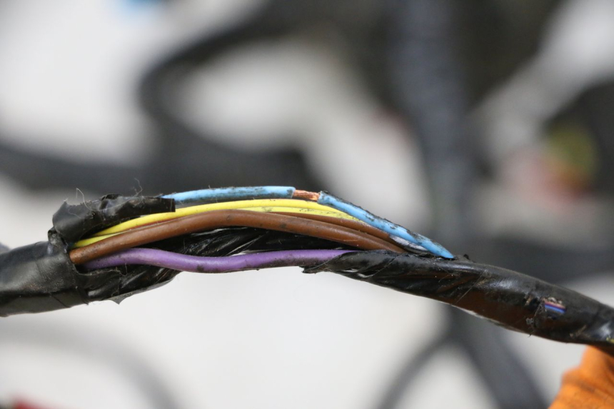 photo de CABLEADO PIAGGIO MP3 HPE 300 (2019 - 2026) - Detalle de la pieza