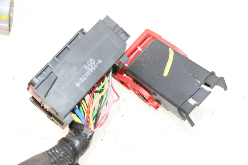 photo de CABLEADO PIAGGIO MP3 HPE 530 (2022 - 2026) - Primer plano de alta resolución