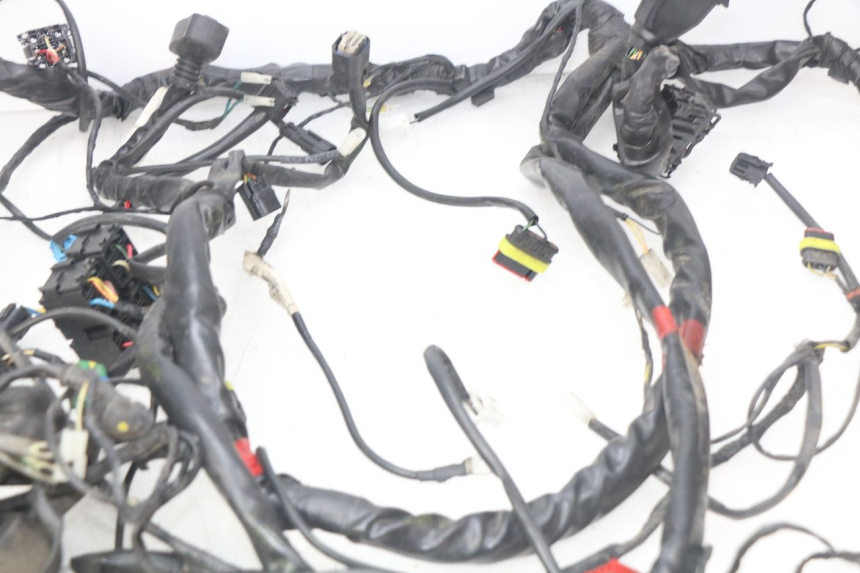 photo de CABLEADO PIAGGIO MP3 500 (2014 - 2017) - Inspección visual detallada