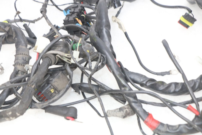photo de CABLEADO PIAGGIO MP3 500 (2014 - 2017) - Enfoque en la estructura