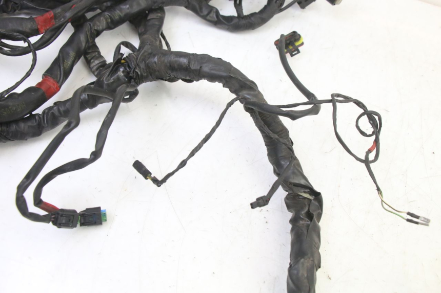 photo de CABLEADO PIAGGIO MP3 500 (2014 - 2017) - Primer plano técnico