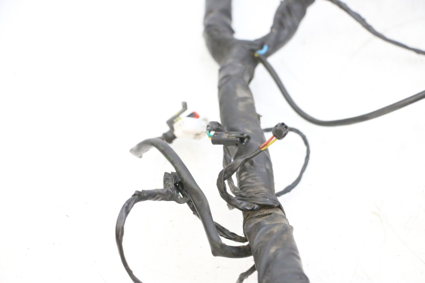 photo de CABLEADO PIAGGIO MP3 RL 250 (2006 - 2010) - Detalles de los puntos de fijación