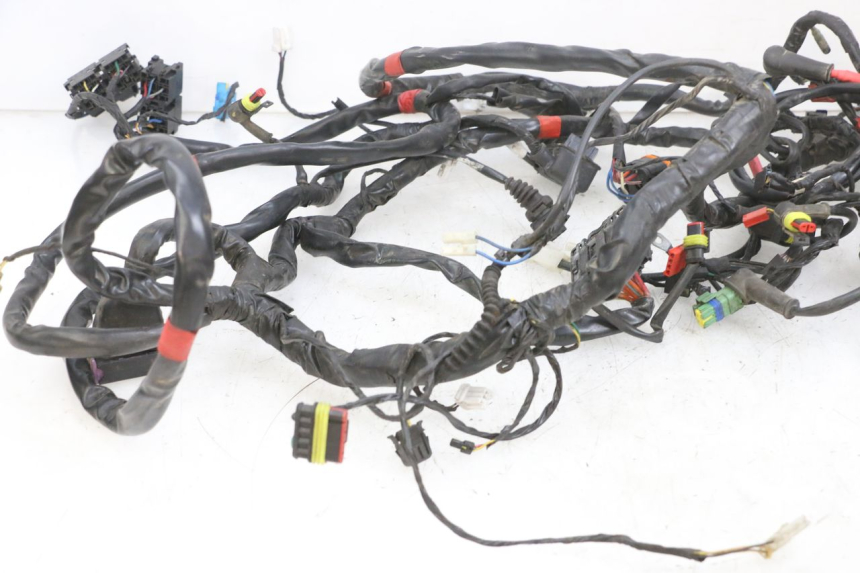 photo de CABLEADO PIAGGIO MP3 RL 250 (2006 - 2010) - Zoom estado de uso