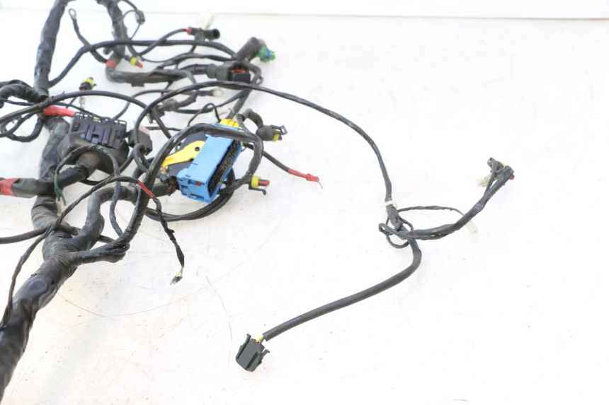 photo de CABLEADO PIAGGIO MP3 500 (2016 - 2018) - Otra vista del artículo