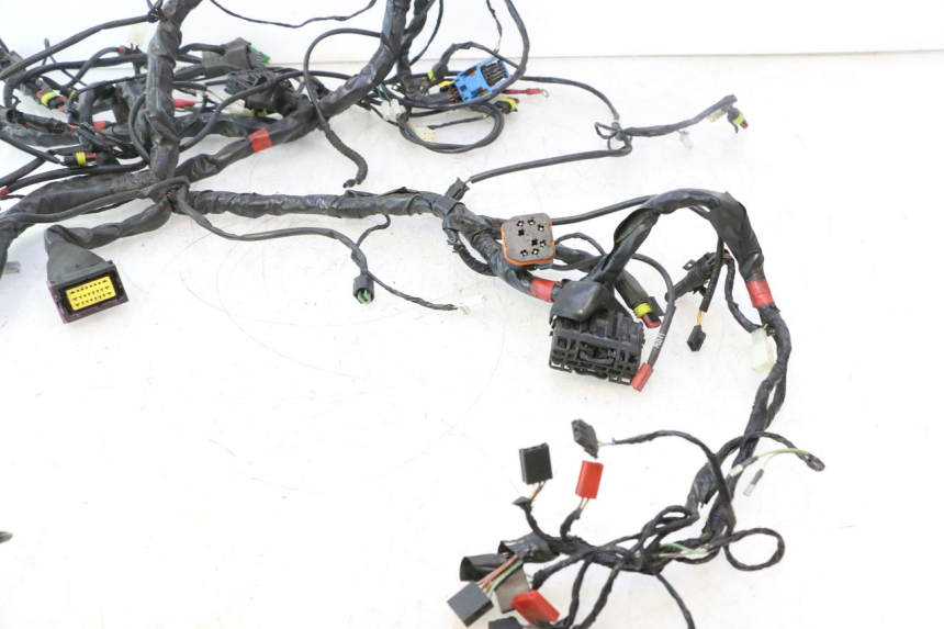 photo de CABLEADO PIAGGIO MP3 500 (2016 - 2018) - Inspección visual detallada