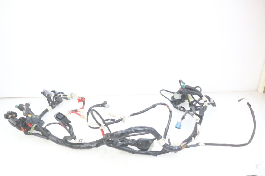 photo de CABLEADO YAMAHA MT ABS 125 (2014 - 2018) - Detalles de los puntos de fijación