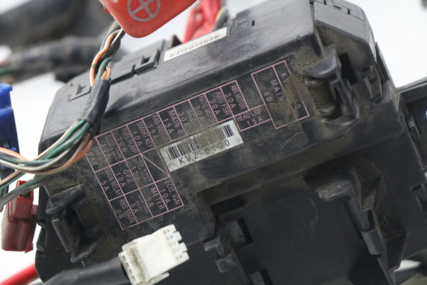 photo de CABLEADO HONDA NSS EX FORZA 250 (2005 - 2013) - Primer plano técnico