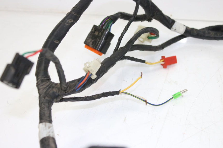 photo de CABLEADO SYM ORBIT III 3 4T 50 (2018 - 2021) - Primer plano técnico