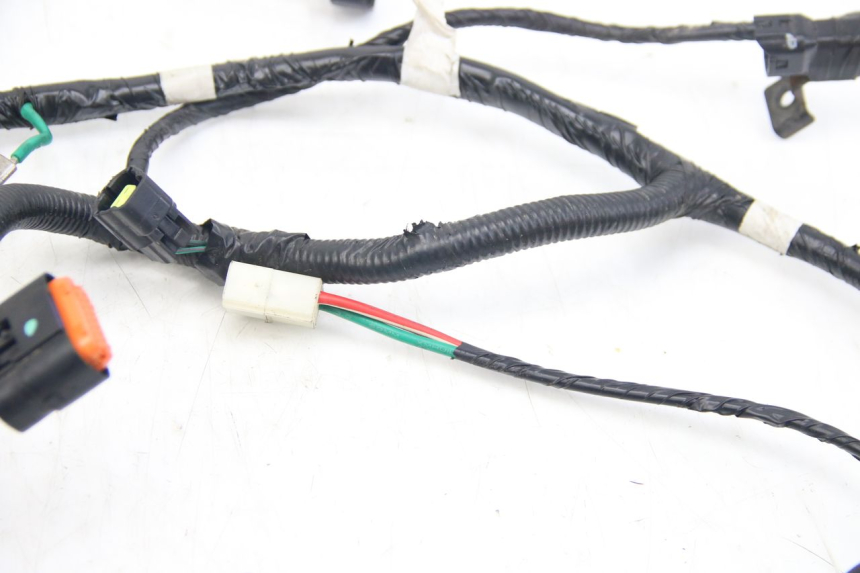 photo de CABLEADO SYM ORBIT III 3 4T 50 (2021 - 2025) - Detalles de los puntos de fijación