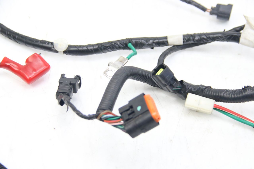 photo de CABLEADO SYM ORBIT III 3 4T 50 (2021 - 2025) - Estado de la superficie y material