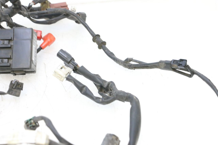photo de CABLEADO HONDA PCX (JF57/JF64) 125 (2014 - 2018) - Zoom sobre los componentes