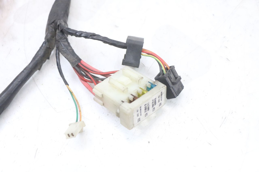 photo de CABLEADO PEUGEOT BELVILLE 125 (2017 - 2021) - Detalles de los puntos de fijación