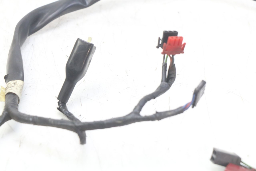 photo de CABLEADO DEL FARO HONDA FES PANTHEON 2T 125 (1998 - 2002) - Otra perspectiva