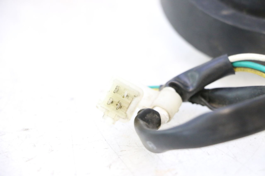 photo de FARO CABLEADO PEUGEOT KISBEE 4T 50 (2010 - 2017) - Zoom estado de uso