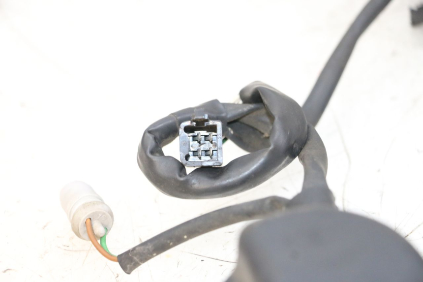 photo de FARO CABLEADO HONDA NSR R 125 (1994 - 2003) - Detalle de la pieza