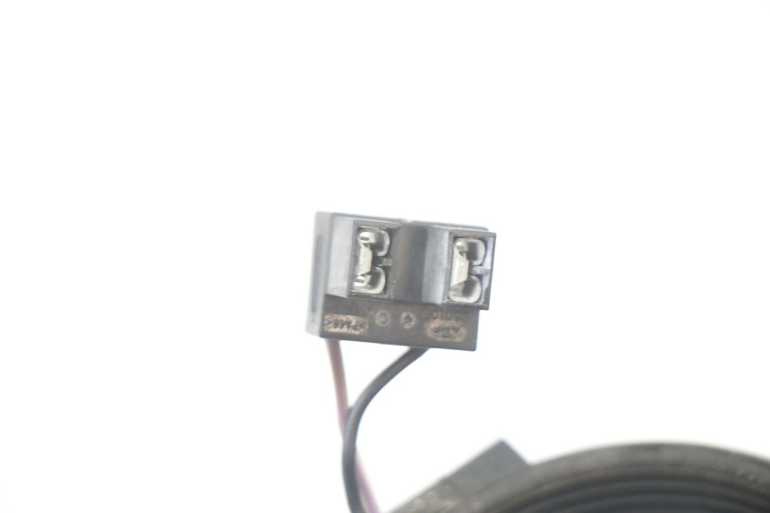 photo de FARO CABLEADO PIAGGIO X8 125 (2004 - 2007) - Detalles de los puntos de fijación