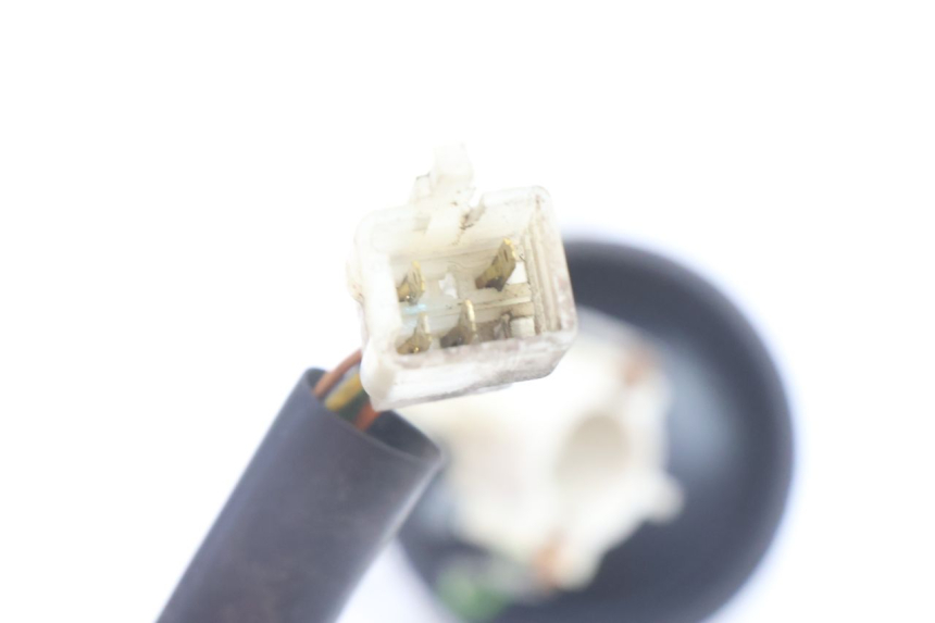 photo de CABLEADO DEL FARO PEUGEOT SATELIS 125 (2006 - 2009) - Detalles de los puntos de fijación