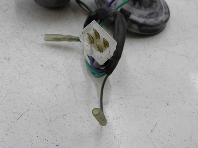 photo de FARO CABLEADO SYM GTS 125 (2005 - 2008) - Detalle de la pieza