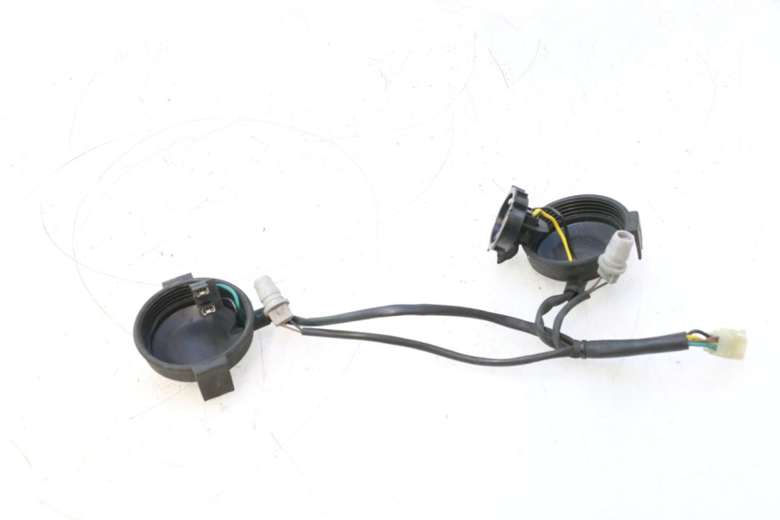 photo de FARO CABLEADO YAMAHA X-MAX XMAX 125 (2010 - 2013) - Otra perspectiva