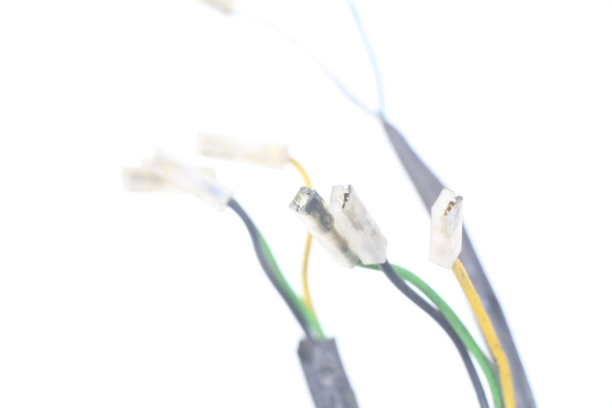 photo de FARO CABLEADO YAMAHA YP MAJESTY 125 (1998 - 2001) - Otra perspectiva