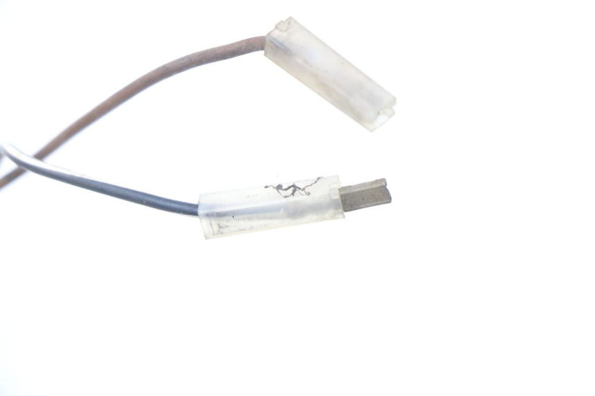 photo de FARO CABLEADO YAMAHA YP MAJESTY 125 (1998 - 2001) - Primer plano técnico