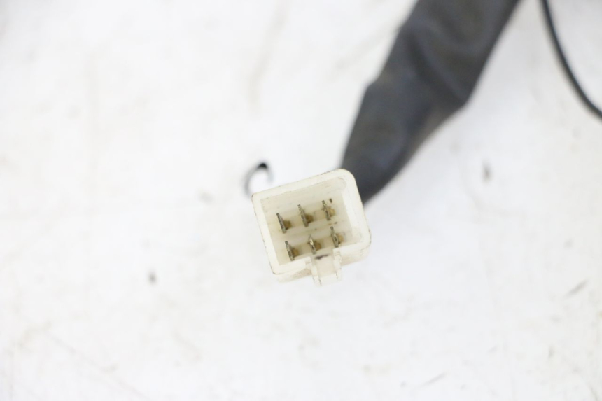 photo de FARO CABLEADO YAMAHA YP MAJESTY 125 (2002 - 2006) - Primer plano técnico