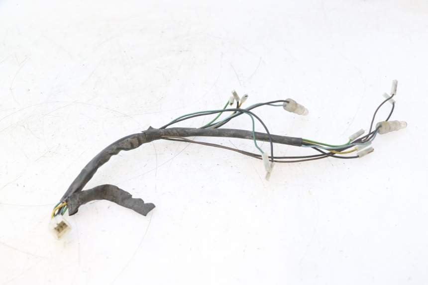 photo de FARO CABLEADO YAMAHA YP MAJESTY 125 (2002 - 2006) - Detalle de la pieza