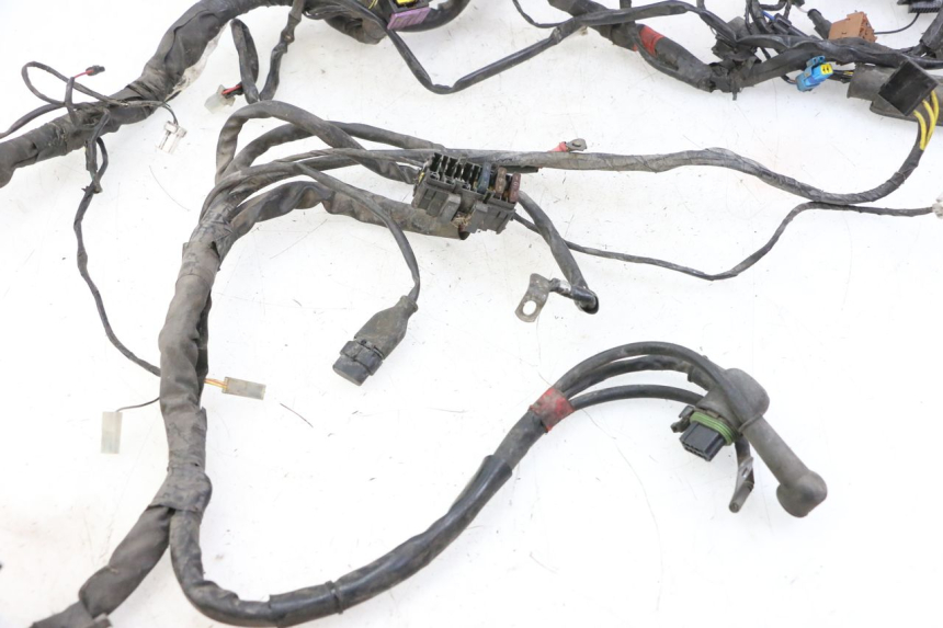photo de CABLEADO PIAGGIO MP3 125 (2006 - 2014) - Otra vista del artículo