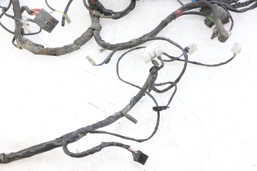 photo de CABLEADO PIAGGIO MP3 125 (2006 - 2014) - Características distintivas