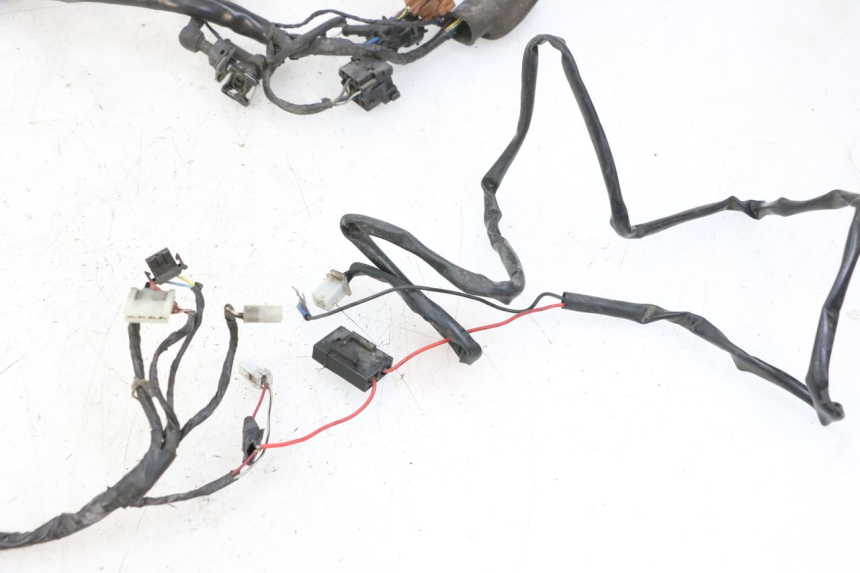photo de CABLEADO PIAGGIO MP3 125 (2006 - 2014) - Detalles de los puntos de fijación