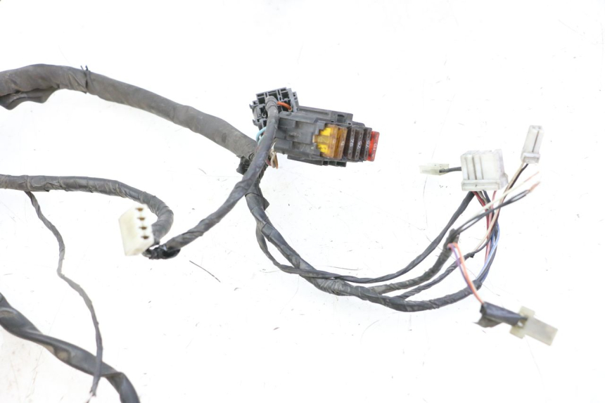 photo de CABLEADO PIAGGIO VESPA GRANTURISMO 200 (2004 - 2005) - Detalles de los puntos de fijación