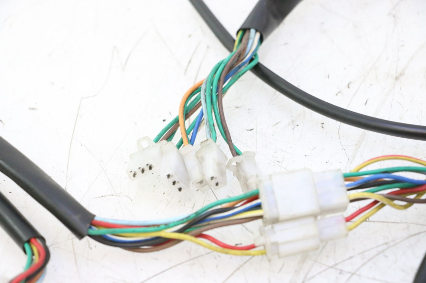 photo de CABLEADO YIYING RETRO 50 (2008 - 2017) - Estado de la superficie y material