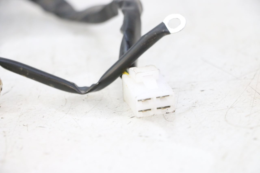 photo de CABLEADO APOLLO RFZ 125 - Primer plano técnico