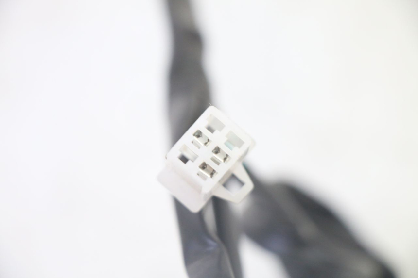 photo de CABLEADO APOLLO RFZ 125 - Primer plano técnico