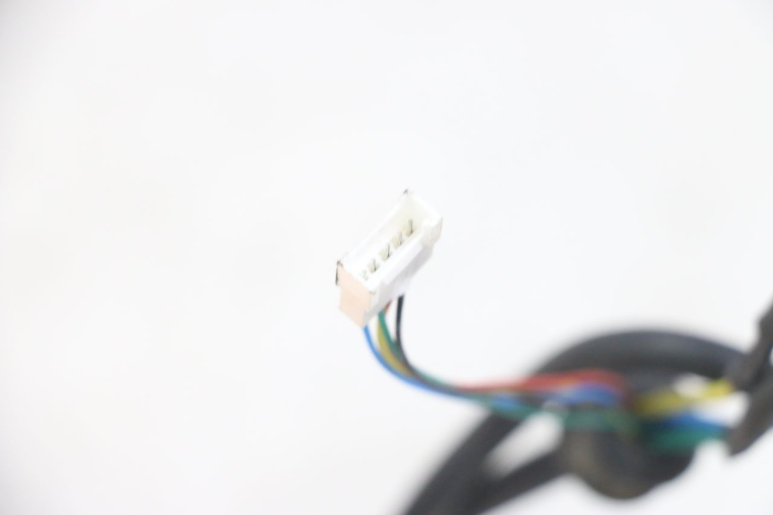 photo de CABLEADO PUNK ELECTRIC RIDER 1 - Detalles de los puntos de fijación