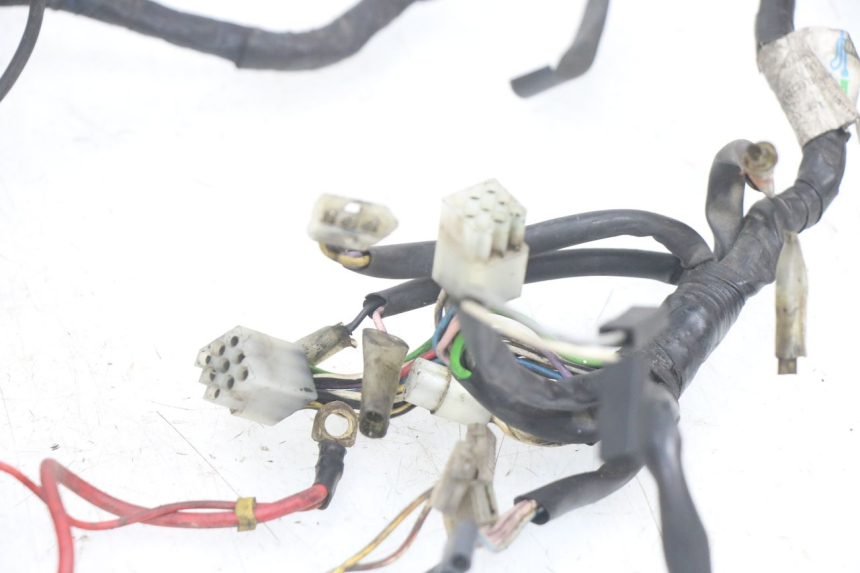 photo de CABLEADO GILERA RK 50 (1996 - 1999) - Detalles de los puntos de fijación