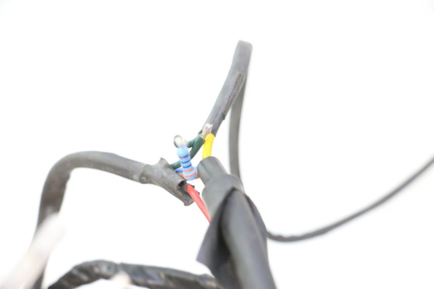 photo de CABLEADO HARLEY DAVIDSON ROAD GLIDE FLTRXSE 1920 (2018 - 2022) - Primer plano de alta resolución